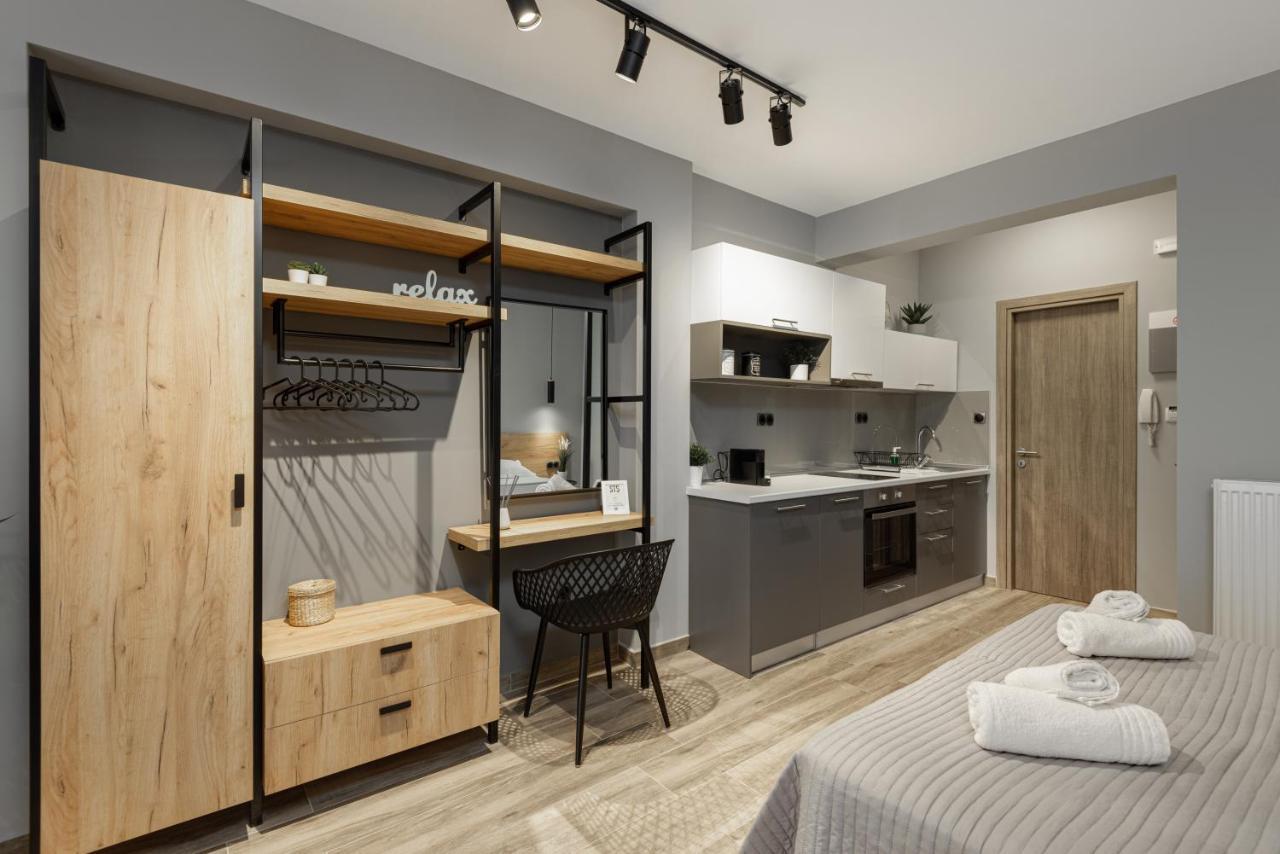 Sts Eight 5.2 Apartment